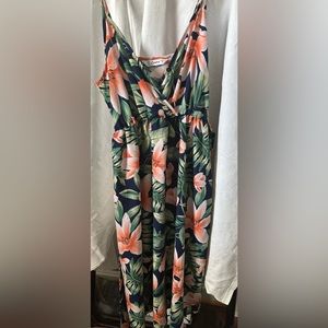 Cruise or Hawaiian wear!! Women’s Pat Pat dress and men’s shirt